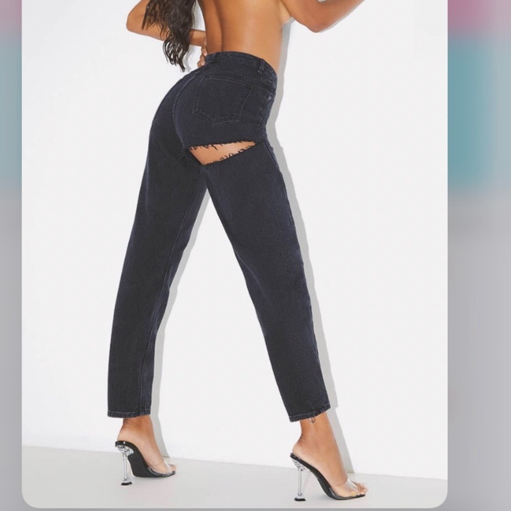 black mom jeans